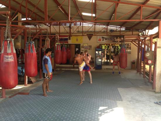 thai boxing training thailand and UK